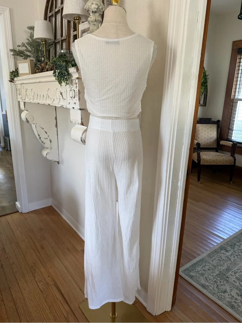 Chic White Waffle Knit Textured Wide-Leg Knit Pants and Cropped Top